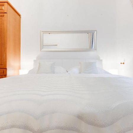 Wenceslas Square Royal Apartment Prága Kültér fotó